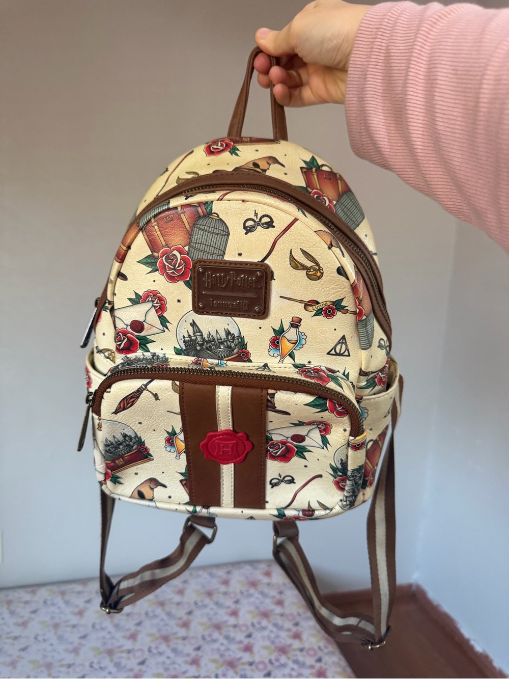 Harry Potter Cream Print Mini Backpack - Picture 2 of 5